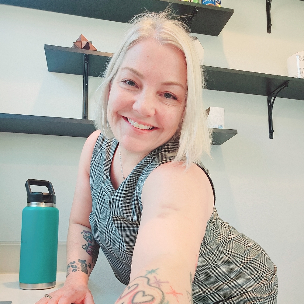 Meet your Posher, Glenda